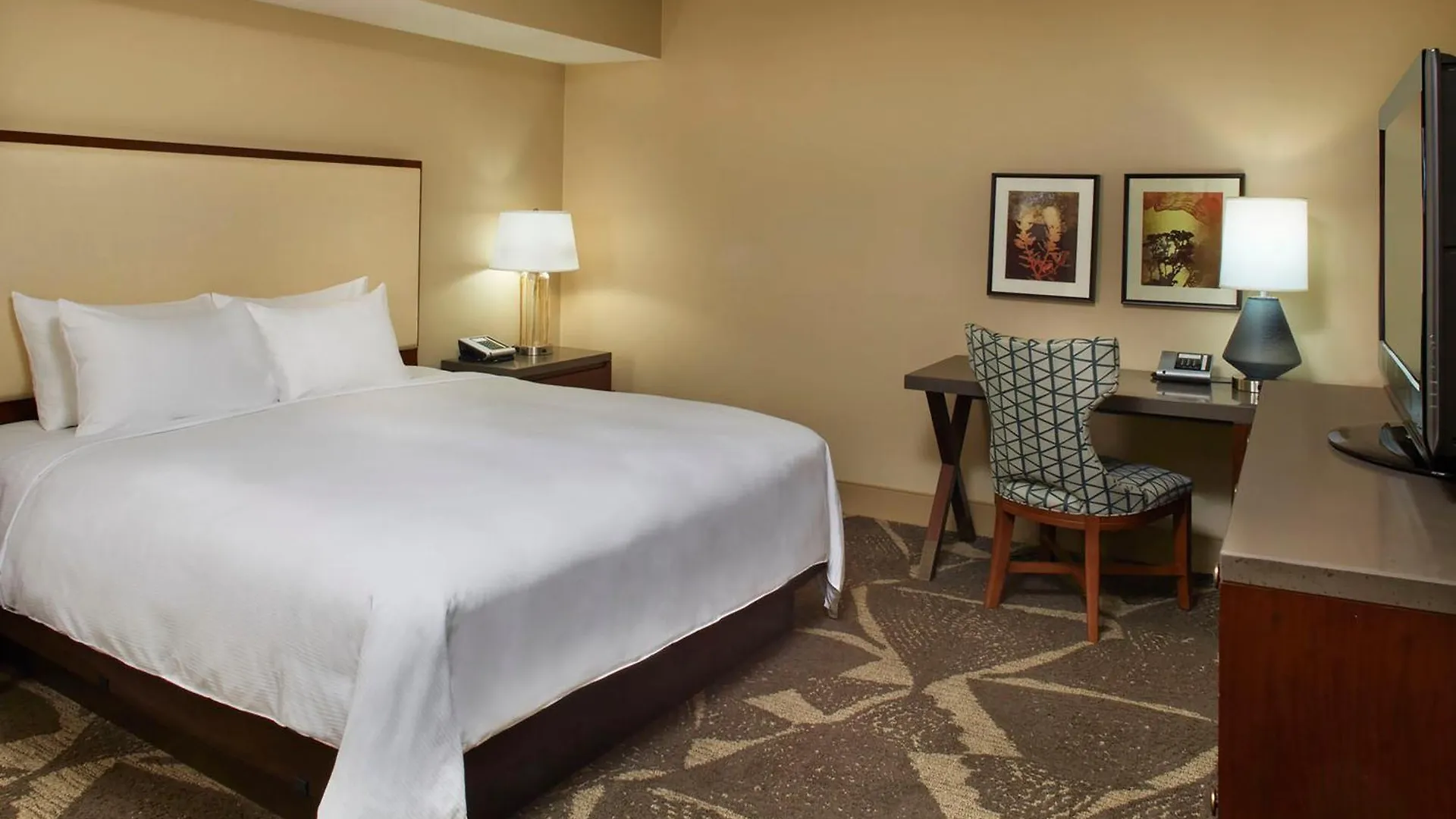 Hilton Hawaiian Village Waikiki Beach Resort Honolulu