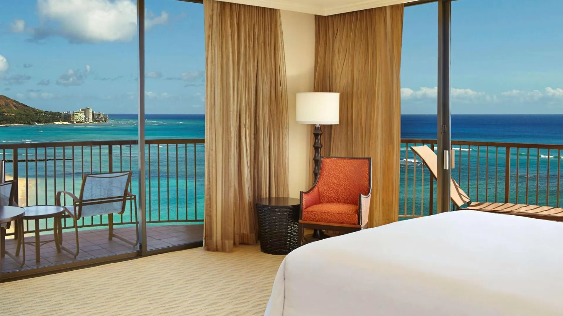 Hilton Hawaiian Village Waikiki Beach Resort Honolulu