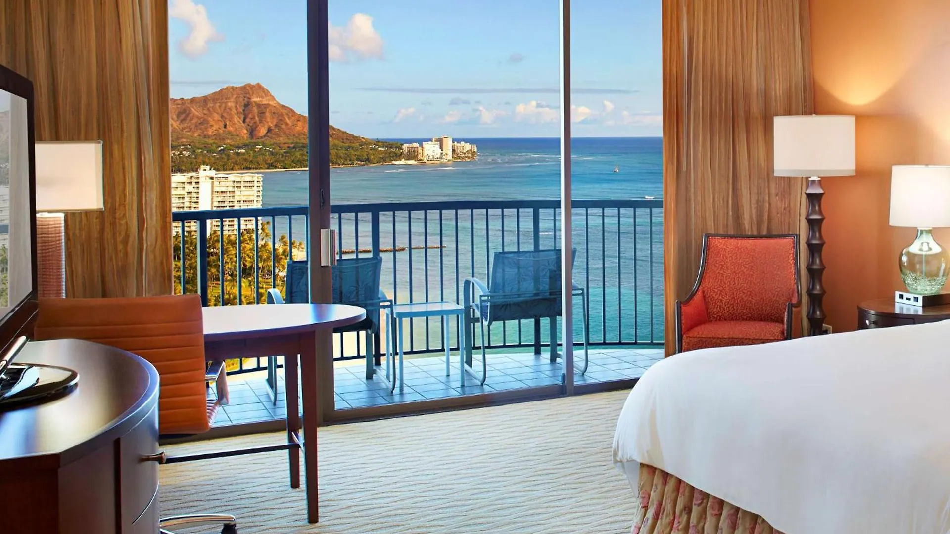 Hilton Hawaiian Village Waikiki Beach Resort Honolulu