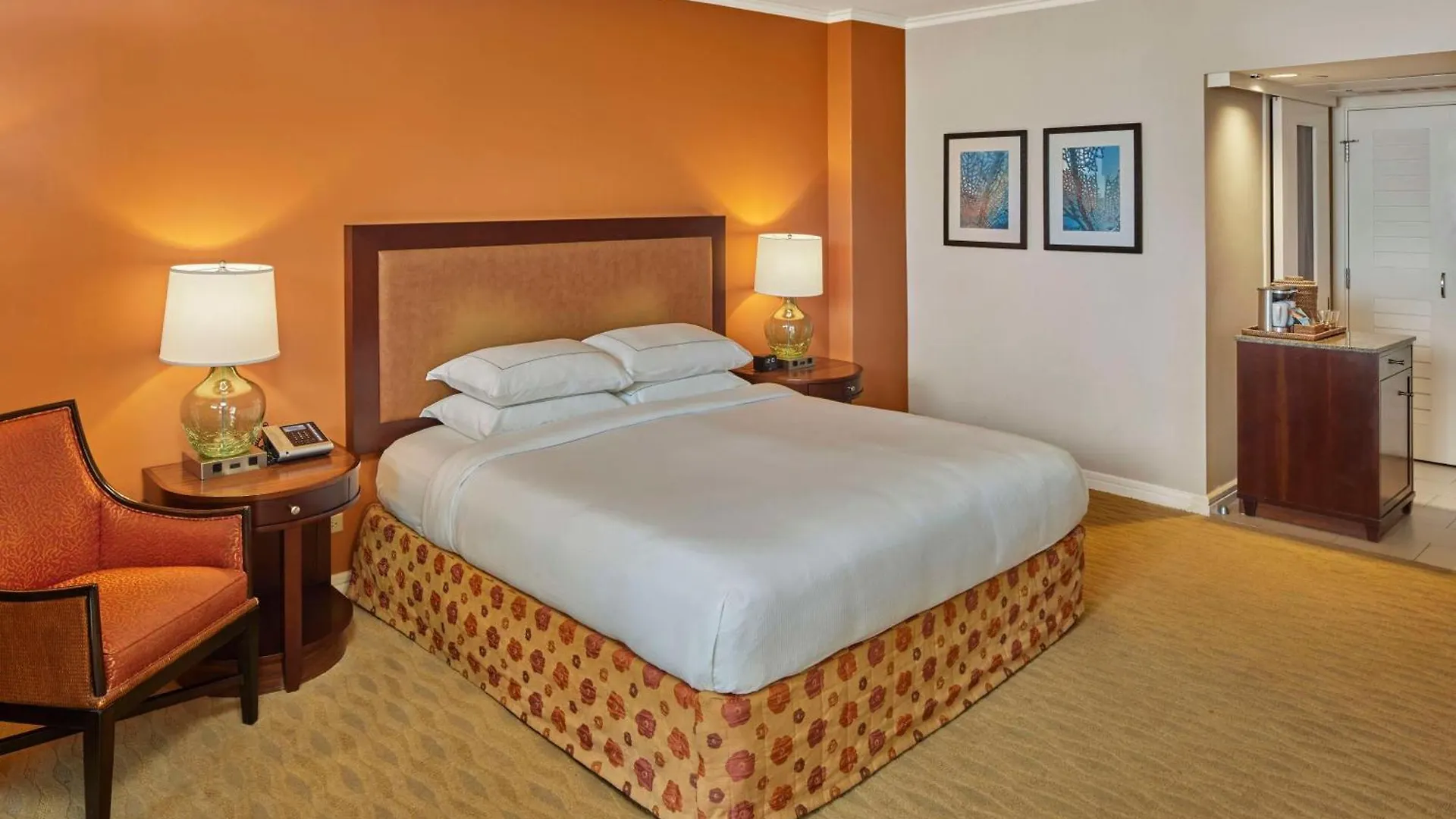 Hilton Hawaiian Village Waikiki Beach Resort Honolulu