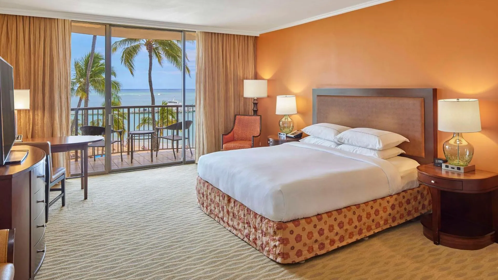 Hilton Hawaiian Village Waikiki Beach Resort Honolulu