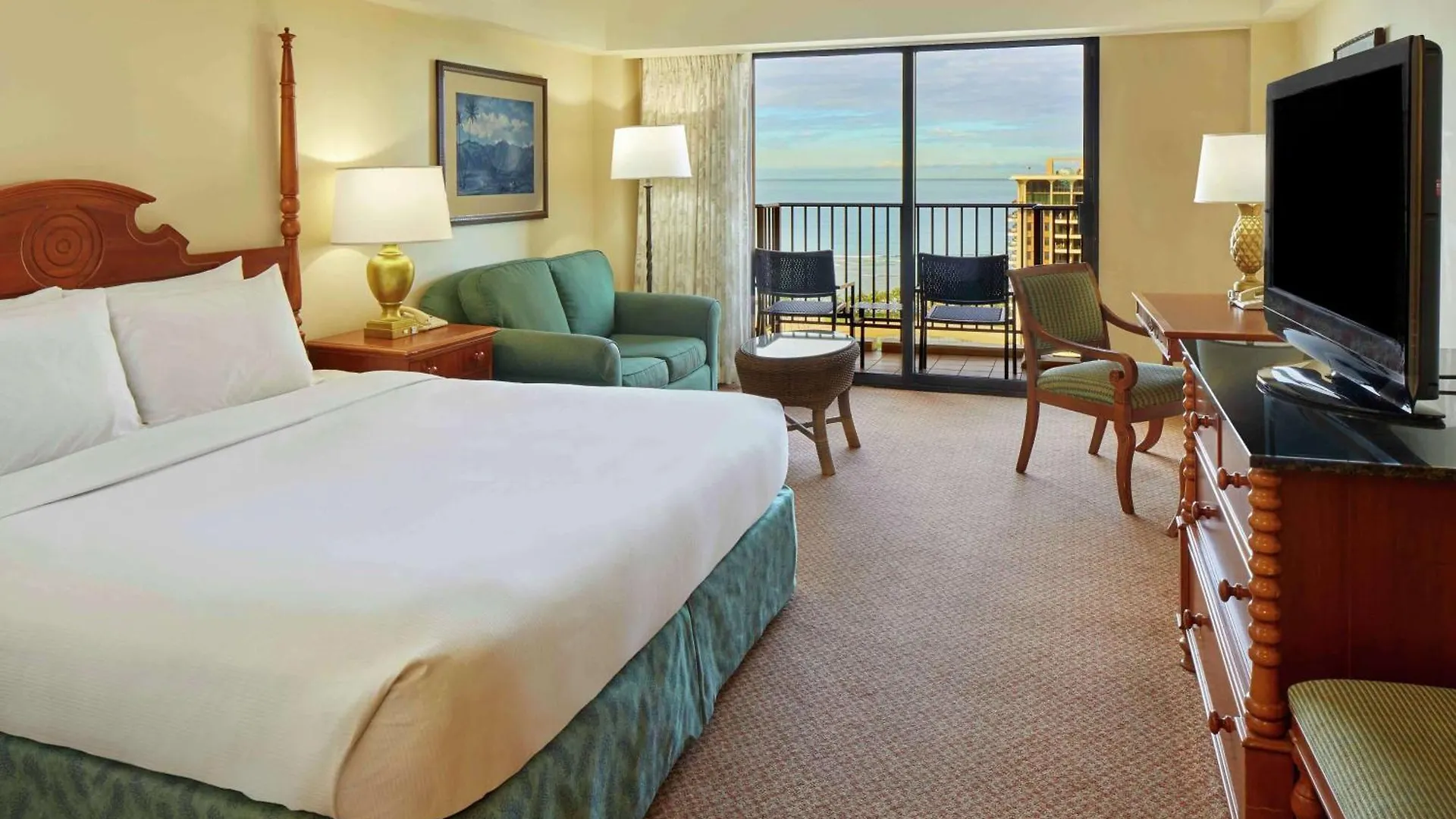 Hilton Hawaiian Village Waikiki Beach Resort Honolulu 4*,  USA