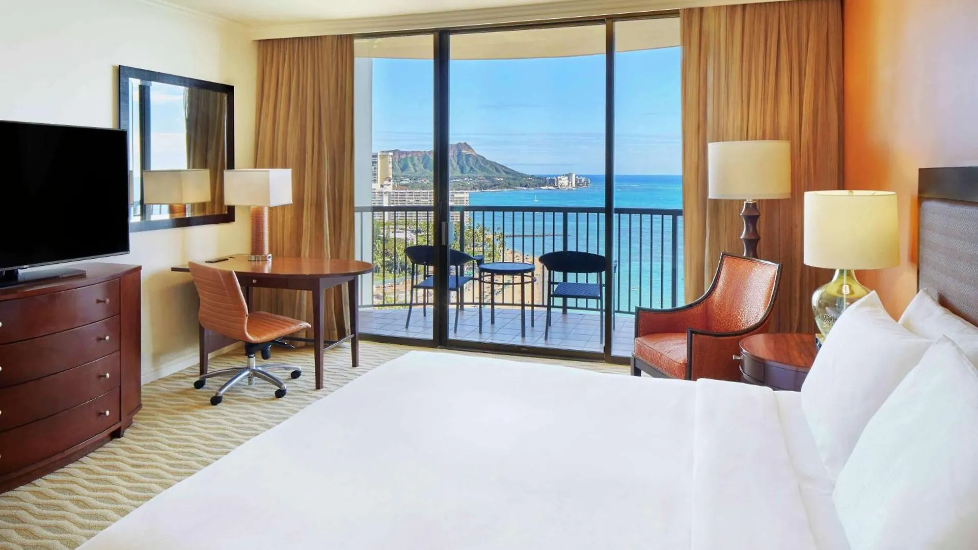 Hilton Hawaiian Village Waikiki Beach Resort Honolulu