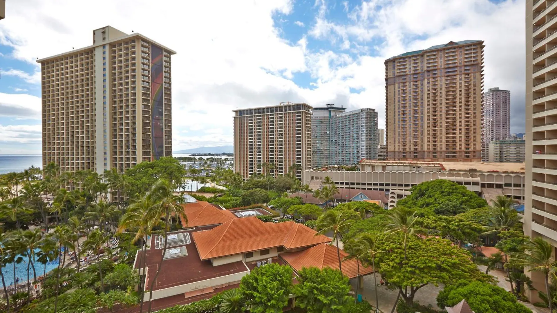 Hilton Hawaiian Village Waikiki Beach Resort Honolulu