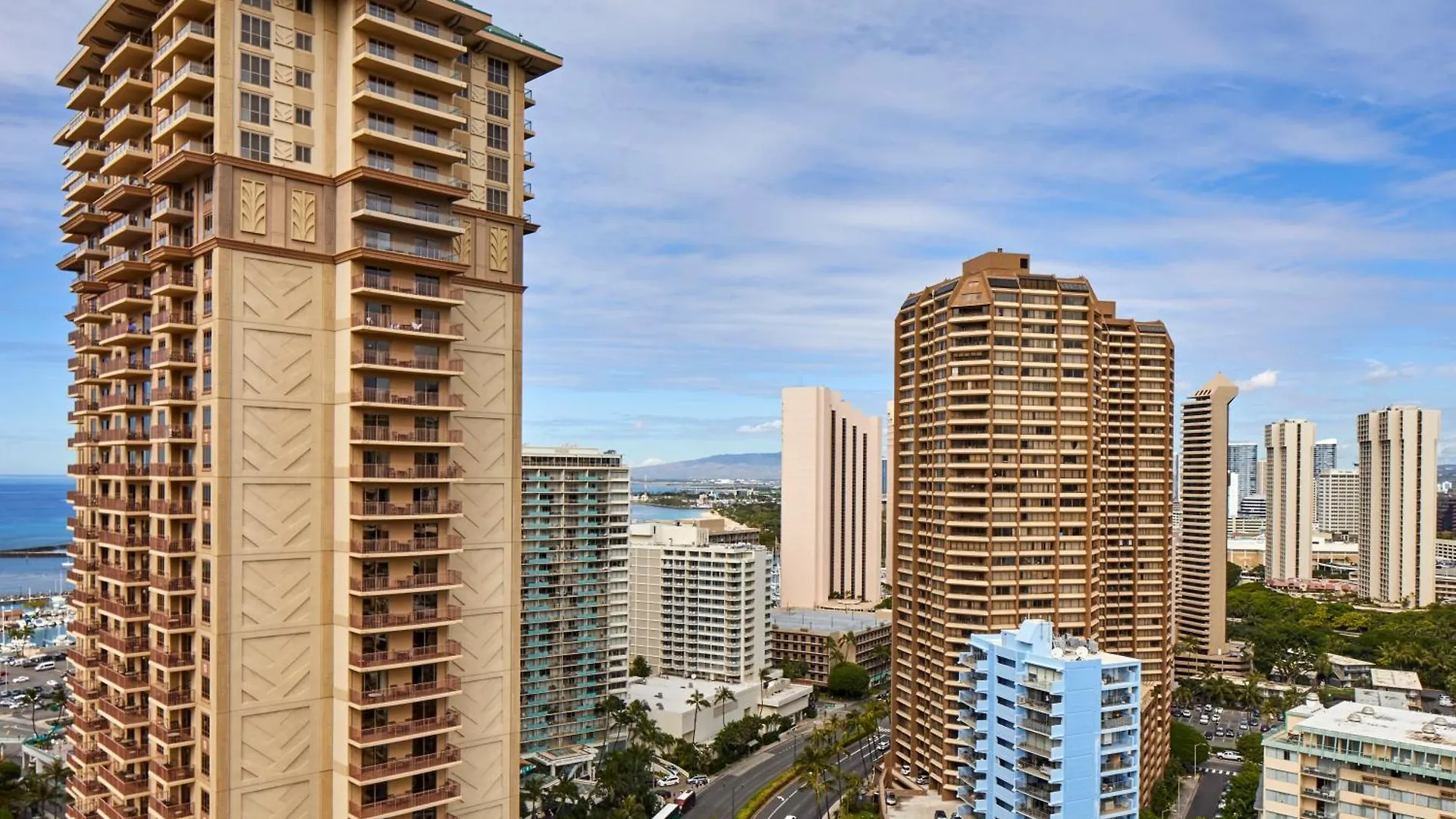 Hilton Hawaiian Village Waikiki Beach Resort Honolulu